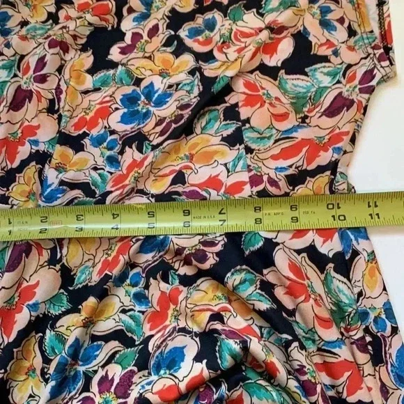 Zara fit and flare dress w high collar and back tie. Raw hem. Gorgeous colors. - Picture 7 of 9